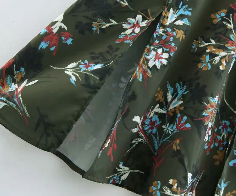 Женское платье с цветочным принтом винтажное до середины голени треугольным