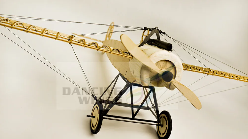 Лазерная резка самолетик из пробкового дерева модель Fokker-E самолет дерево ремесло Строительный набор DIY 3D деревянные головоломки игрушка для самостоятельной сборки