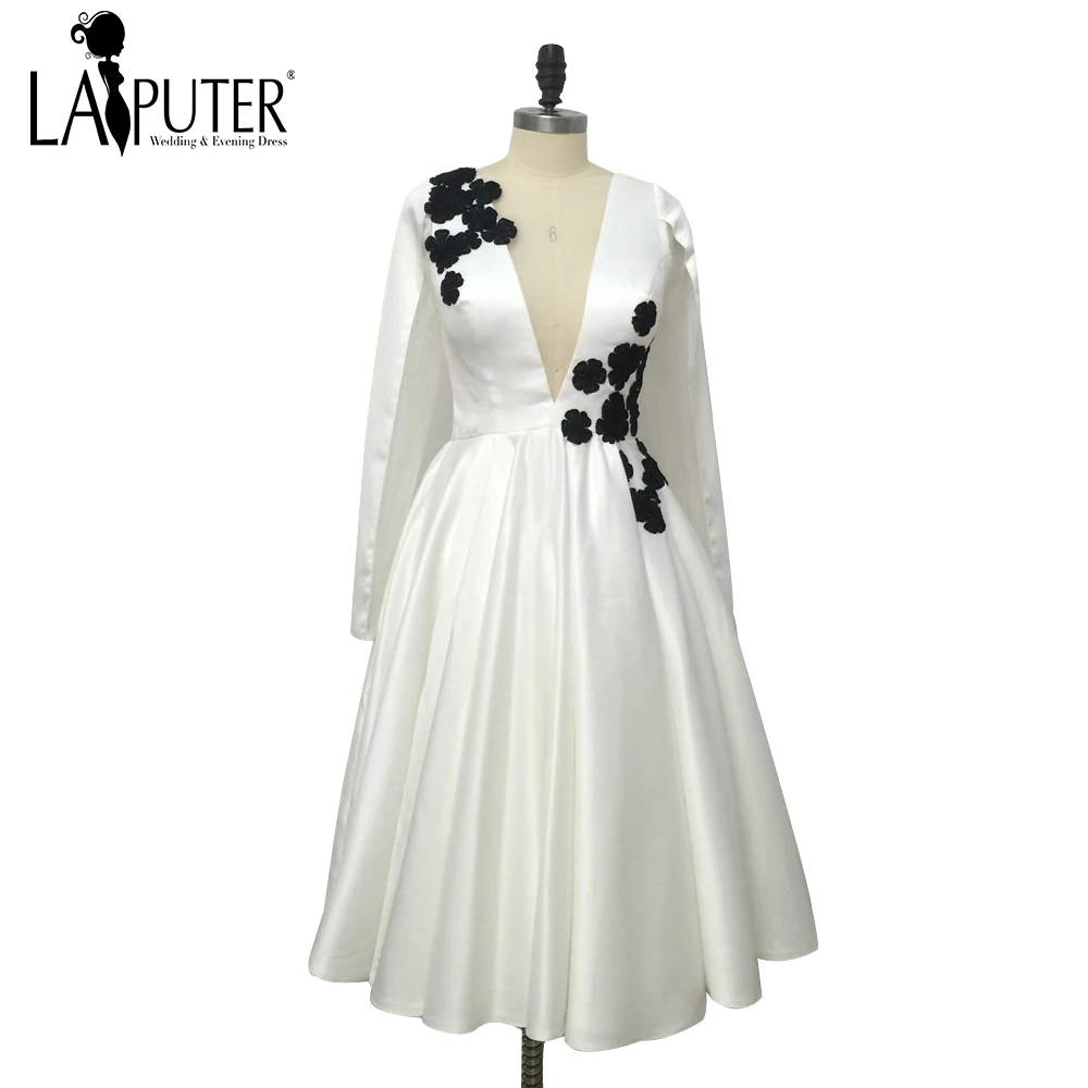 Новое поступление 2017 слоновая кость черный с цветочной аппликацией одежда