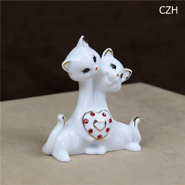 Красивая Фарфоровая статуэтка для влюбленных котов, керамическая статуэтка для влюбленных, скульптура кошки, украшение ручной работы, украшение для настоящего интерьера