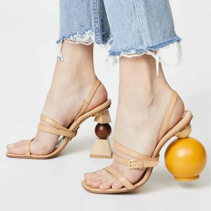 Женские сандалии-гладиаторы телесного цвета Летние деловые модельные