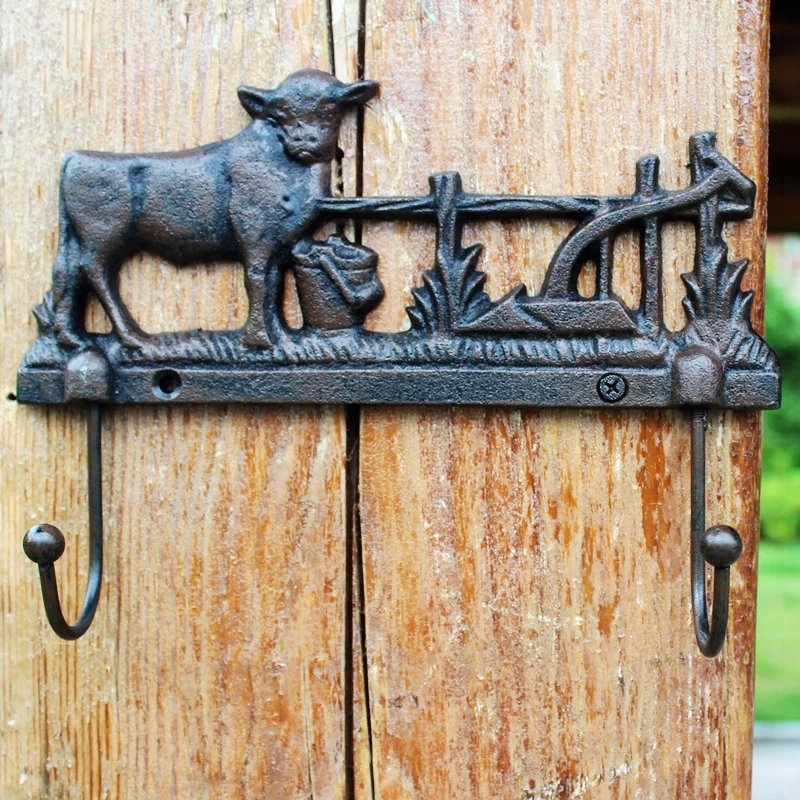 Cow In Farm Cattle Fence Cast Iron Wall Decor Hook with Two Hangers European Vintage Home Garden Wall Decor Heavy Metal Hooks