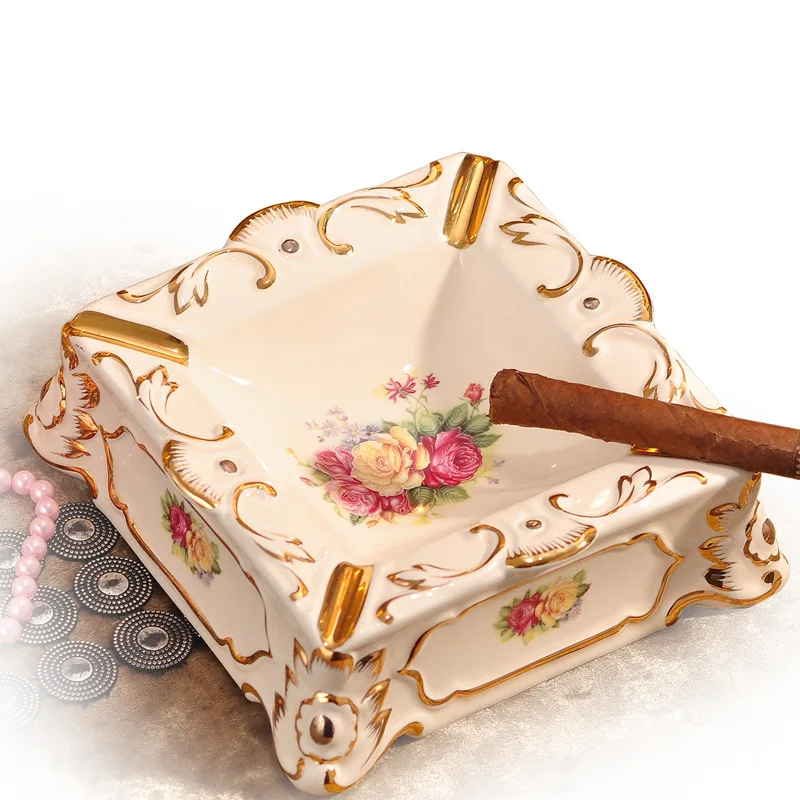

European Ceramic ashtray large luxury fashion personality living room decoration gift table ashtray