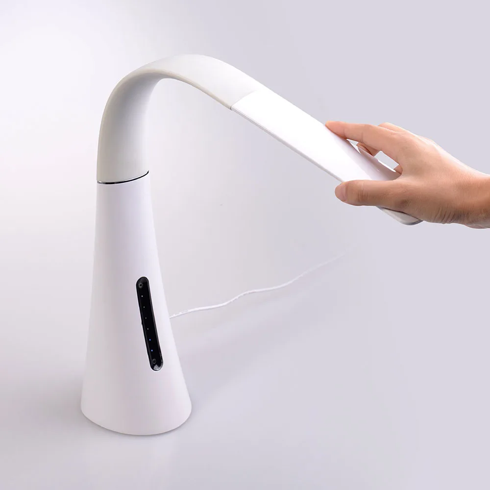 Удара 7 уровня touch глаз-уход светодиод стол настольные лампы Gooseneck Светодиодная