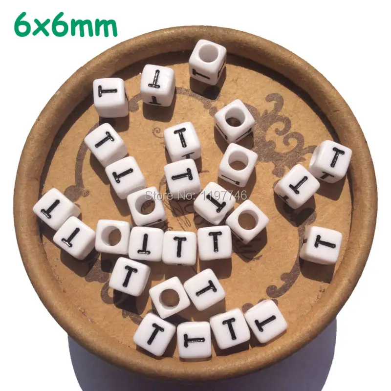 Ретро акриловые бусины с буквами 6 мм 2600 шт. черный белый цвет квадратный куб