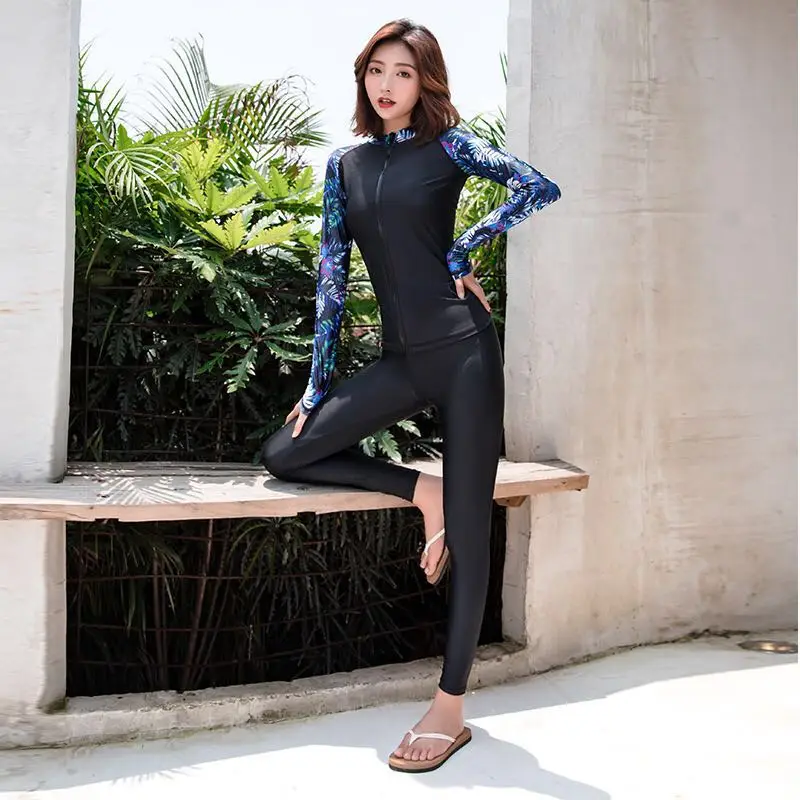 

2019 New Women Long Sleeve Rash guard Retro Floral Print Swimsuit Shirts Swimwear Rash Guard UPF50+ Running Shirt Biking Shirts