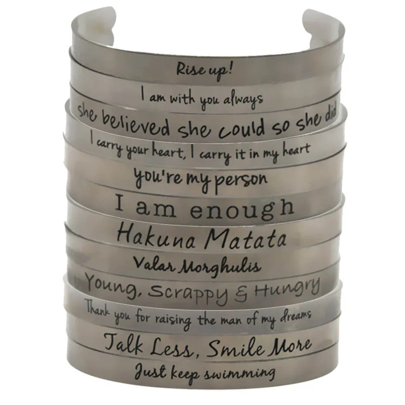 Она верила что она сможет так и сделала серебряный браслет на запястье браслеты