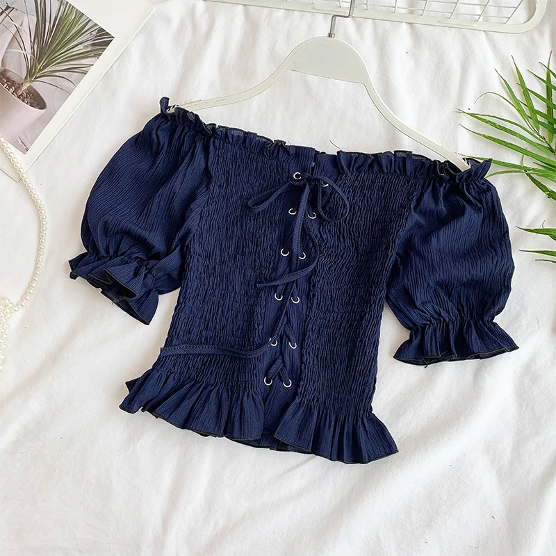 Блузка женская летняя с вырезом лодочкой без бретелек рукавами-фонариками |