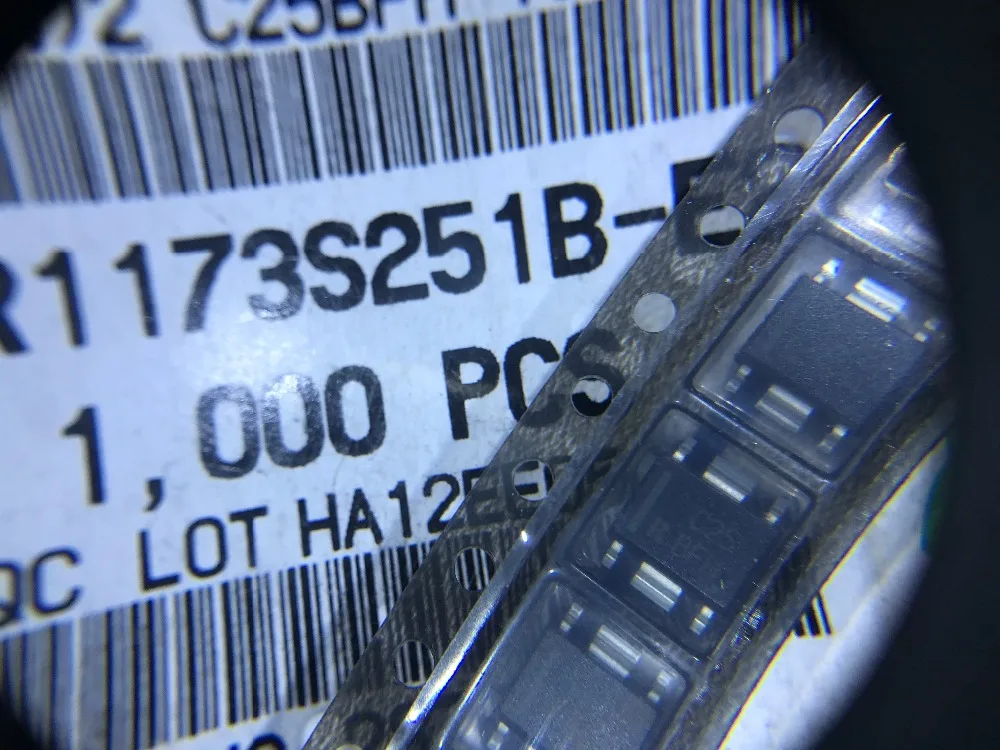 20 шт. IMH24T110 (Код: H24) R1173S251B-E2-F 2SA1530A-T112-1S IMH24 T110 R1173S251B R1173S251 2SA1530A 2SA1530 Новинка |