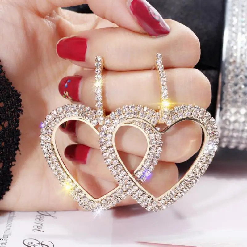 

Korean Girl Heart-shaped Asymmetric Earrings Simple Wild Rhinestone Pearl Chain Earrings Jewelry Oorbellen Long Earrings Brincos