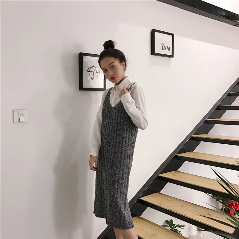 Женское трикотажное платье с открытой спиной однотонное облегающее в