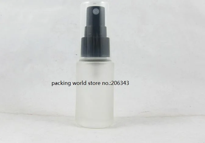 Матовый стеклянный флакон объемом 25 мл с пластиковым насосом для