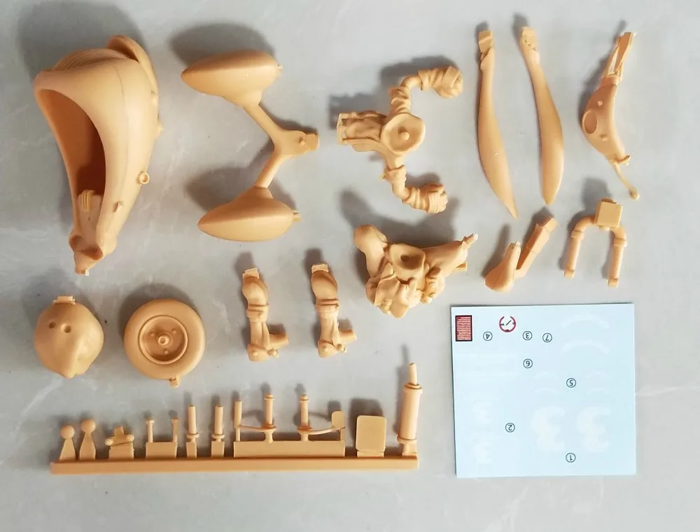 Набор фигурок из смолы WF2018 кролик с мото Неокрашенный гараж Смола модель комплект