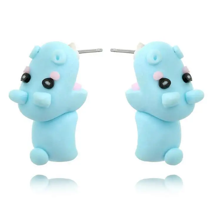 Женские серьги гвоздики ручной работы из полимерной глины в виде