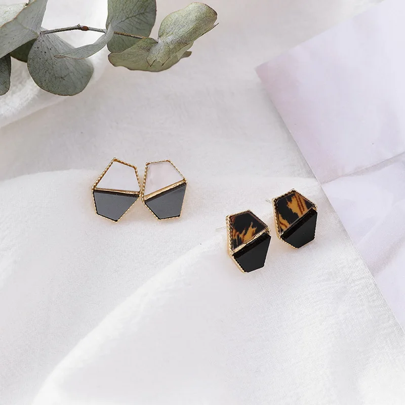 Модные сшитые геометрические полукруглые серьги-гвоздики для женщин Уникальный