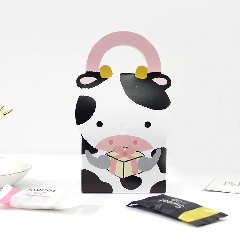 Cow 10 шт. Подарочная коробка для детского душа с изображением животных из мультфильмов, Подарочная коробка для конфет, сувенир для мальчиков/девочек, детские вечерние и праздничные принадлежности - Цвет: Cow