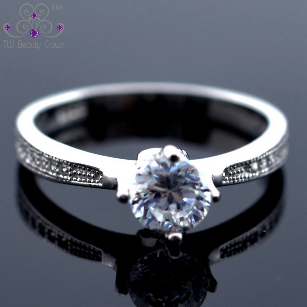 

0.65 Carat Real 925 Silver Classic Luxury Clear CZ Zirconia Ring for Women Fashion Wedding & Engagement Jewelry Anniverary Gifts