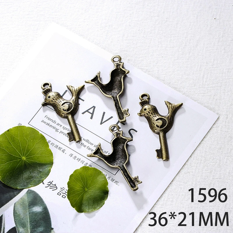 

36*21mm 8pcs Key Alloy Pendant For Diy Jewelry Making 2 Colors Antique Silver Antique Bronze No.1596