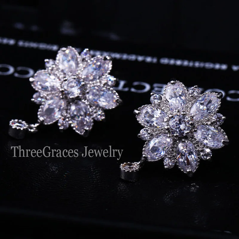 Threegraces Модные женские кубического циркония камень Симпатичные снег цветок Серьги-гвоздики для дам подарок 925 стерлингов Серебряные ювелирные изделия ER090
