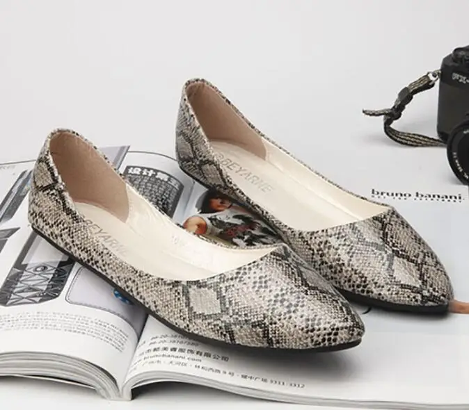 

New Arrival 2019 Spring and Autumn Women's Loafers Loafers Women Flat Heel Shoes Boat Shoes Casual Free Shipping