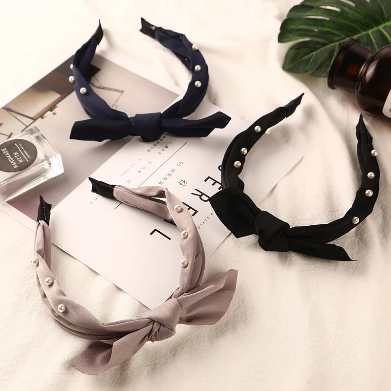 Повязка для волос женская с узлом широкий ободок жемчужинами аксессуар на голову