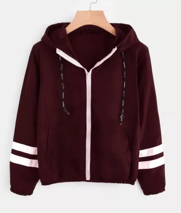 Женская куртка с капюшоном осенняя контрастными лентами и молнией пальто