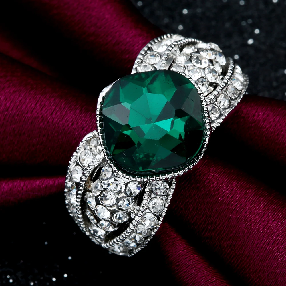 2016 Новая коллекция посеребренные блестящие белые стразы выложенное кольцо