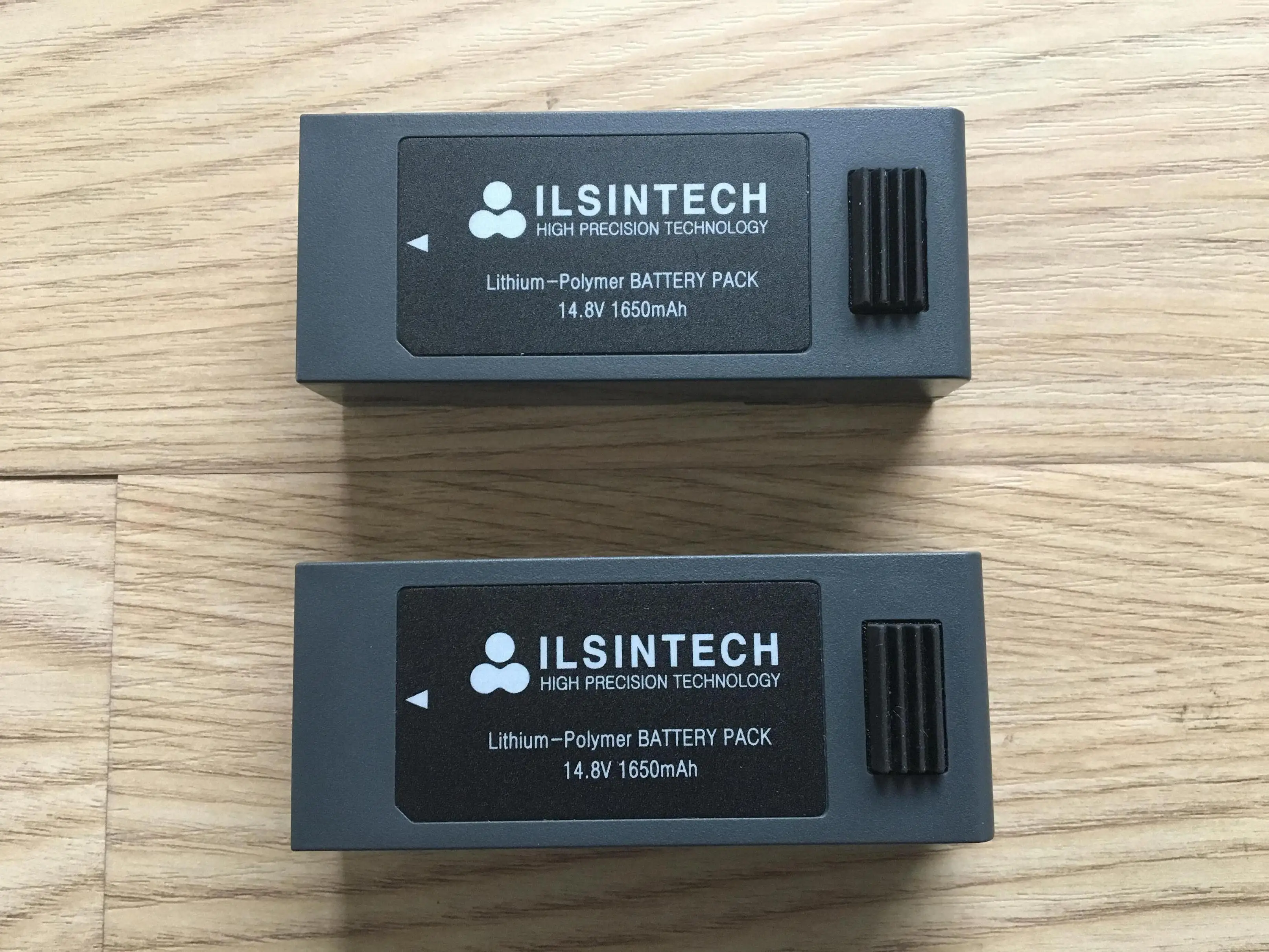 DHL Бесплатная доставка 1 пара оригинальный ilsintech F1-B батарея 14 8 V 1650mAh для SWIFT-F1 F2 F3 R5