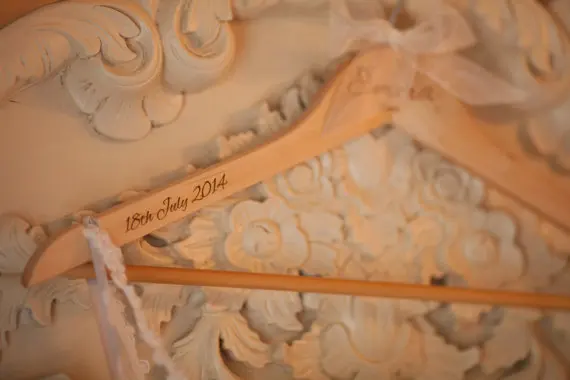 Индивидуальная Свадебная Вешалка для платья-деревянная Вешалка-индивидуальная