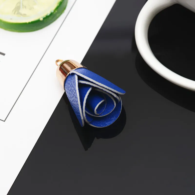 Sapphire blue 5 шт. искусственная кожа Цветы кисточки бахрома DIY брелок изготовление сережек/штор Швейные аксессуары сумка подвеска автомобиля Цветы кисточки - Цвет: Sapphire blue
