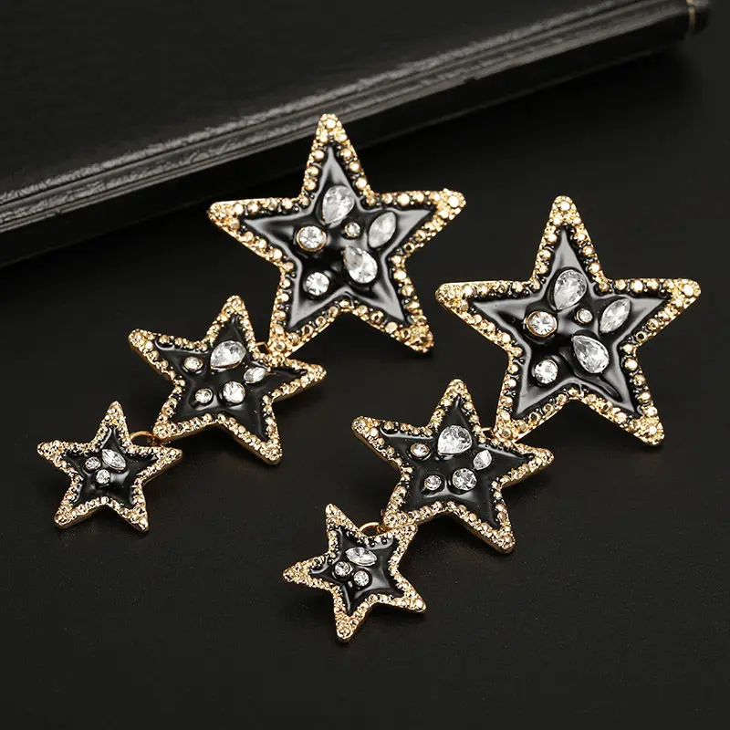 Женские длинные серьги в форме пятиугольника черные ослепительные с цирконием