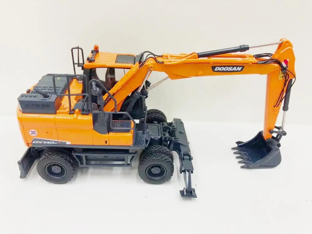 Универсальный хобби 1/50 Doosan DX140W колесный литой экскаватор модель UH8108