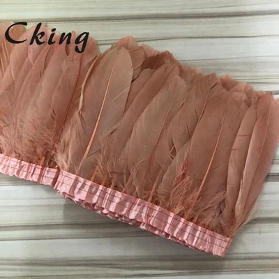 leather pink Украшение из гусиных перьев 10 ярдов Бежевый Цвет Окрашенные настоящий гусиное перо ленты с бахромой для платье юбка тканевые ремни декоративная одежда - Цвет: leather pink