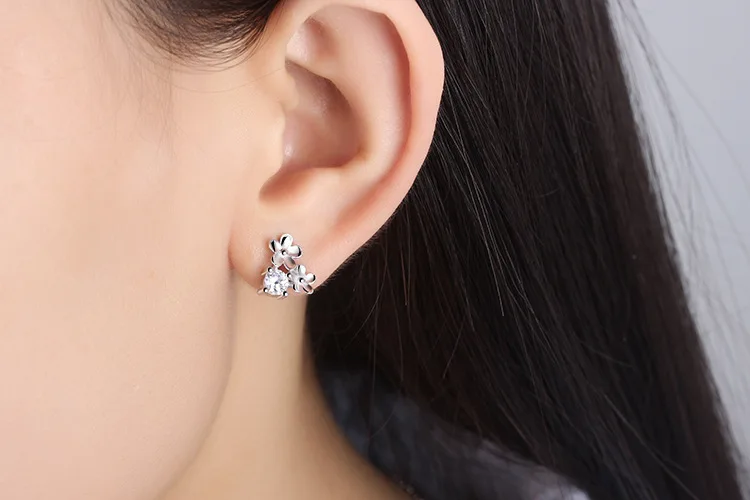 Женские серьги-гвоздики в виде цветка с фианитами | Украшения и аксессуары