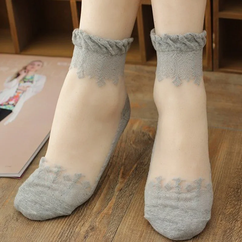 Женские кружевные носки прозрачные свободные нескользящие с кристаллами черные