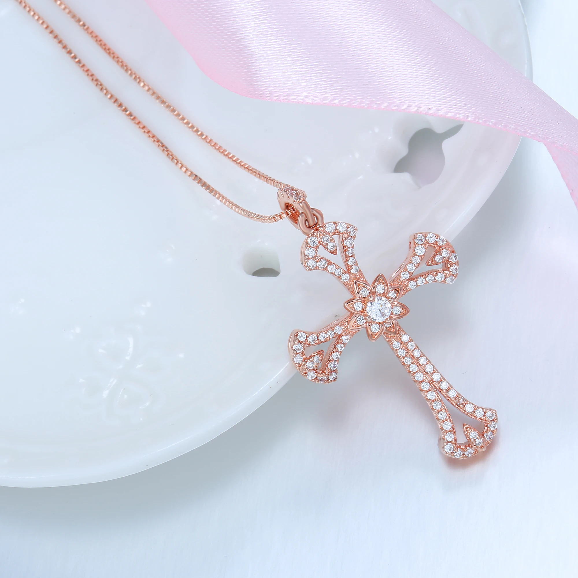 Fine Jewelry Винтаж крест кулон изысканный унисекс Цепочки и ожерелья подвеска для
