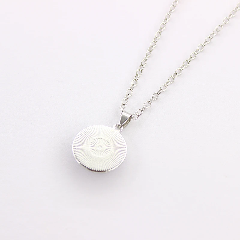 Новинка быстрая продажа светящееся в темноте ожерелье 18 мм стеклянная подвеска