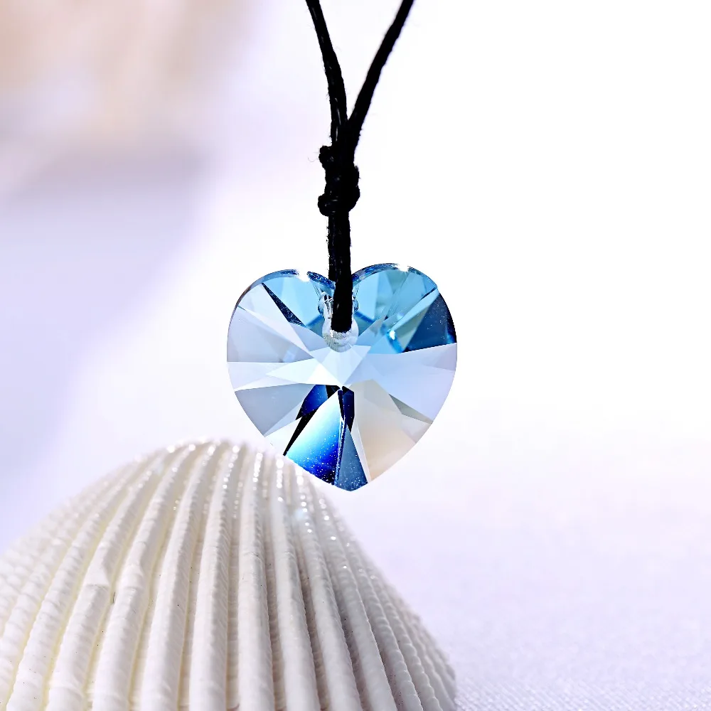Подвеска в форме сердца с кристаллами SWAROVSKI 7 цветов 6228 подвеска веревкой без
