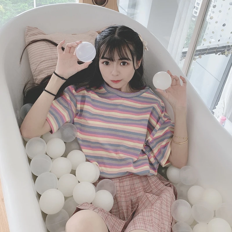 Женские футболки Милая футболка Kawaii Ulzzang ретро полосатая Радужная с коротким