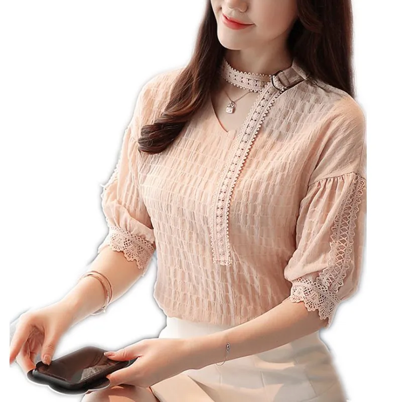 

2018 New Summer Women Lace Blouses Sweet V-Neck Pink Color Women Half Hollow Out Short Blouses Pullovers Women'Clothing Q238
