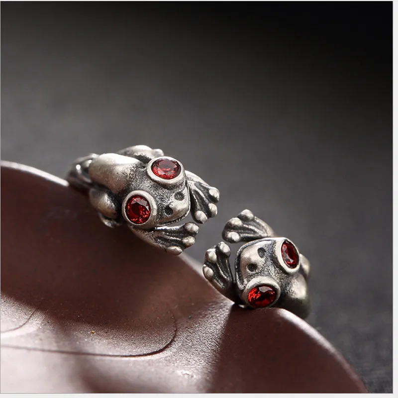 Женское кольцо на палец из чистого серебра 925 пробы с красными