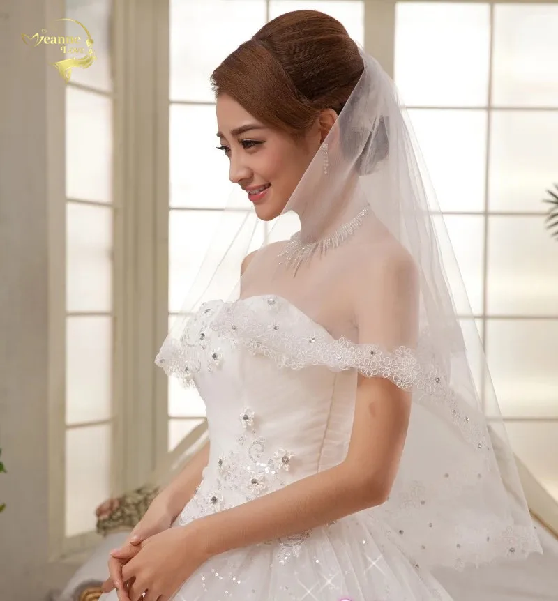 Бесплатная доставка 150 см Длина оптом с вуалью платье белого цвета и слоновой