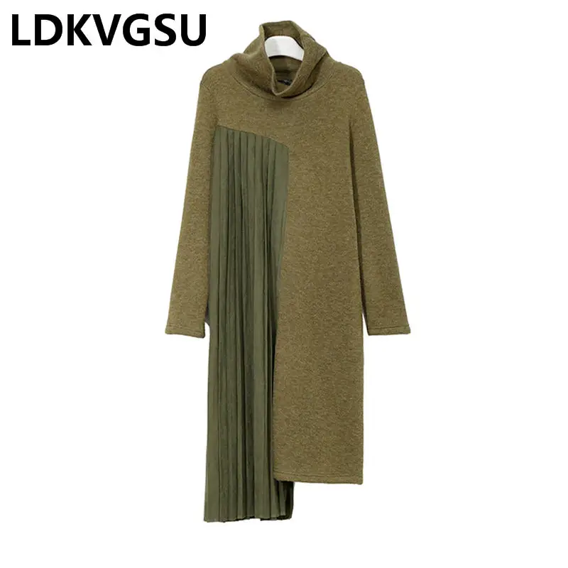 Женское платье с высоким воротником свободное бархатное большого размера модель