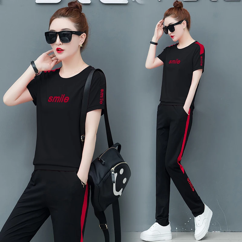 Женский брючный костюм с полосками летний комплект из двух предметов большие