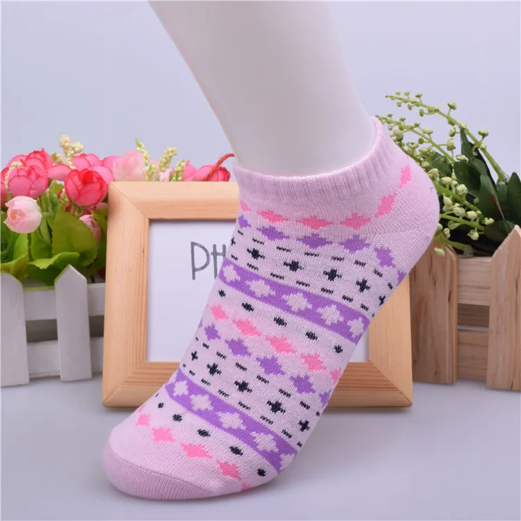 Zynassy 5Pairs/Lot Women Fashion Ethnic Style Cotton Jacquard Casual Socks Ladies Breathable Warm For Female | Женская одежда