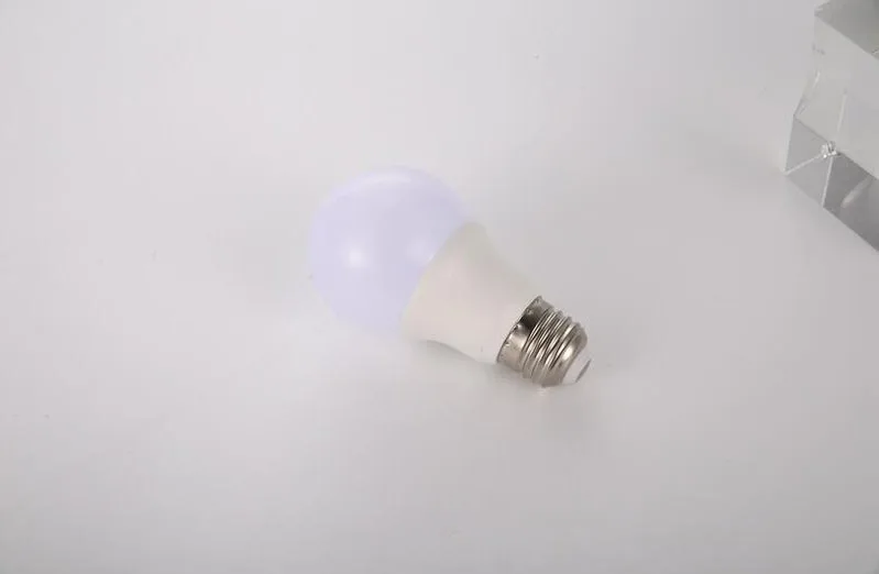 RGB E27 B22 E26 светодиодный яркий светильник высокой мощности 30 Вт 220 В светодиодный мини RGBW глобус лампочка красочный с пультом дистанционного управления светильник