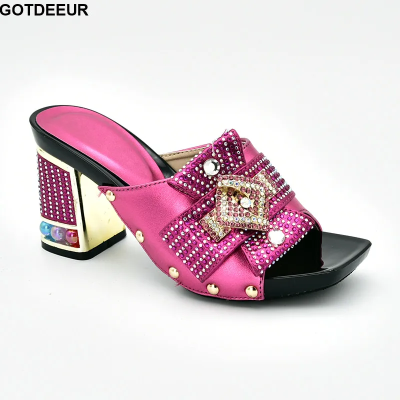 Новые женские модельные сандалии коллекция 2019 года женская обувь для вечеринок в