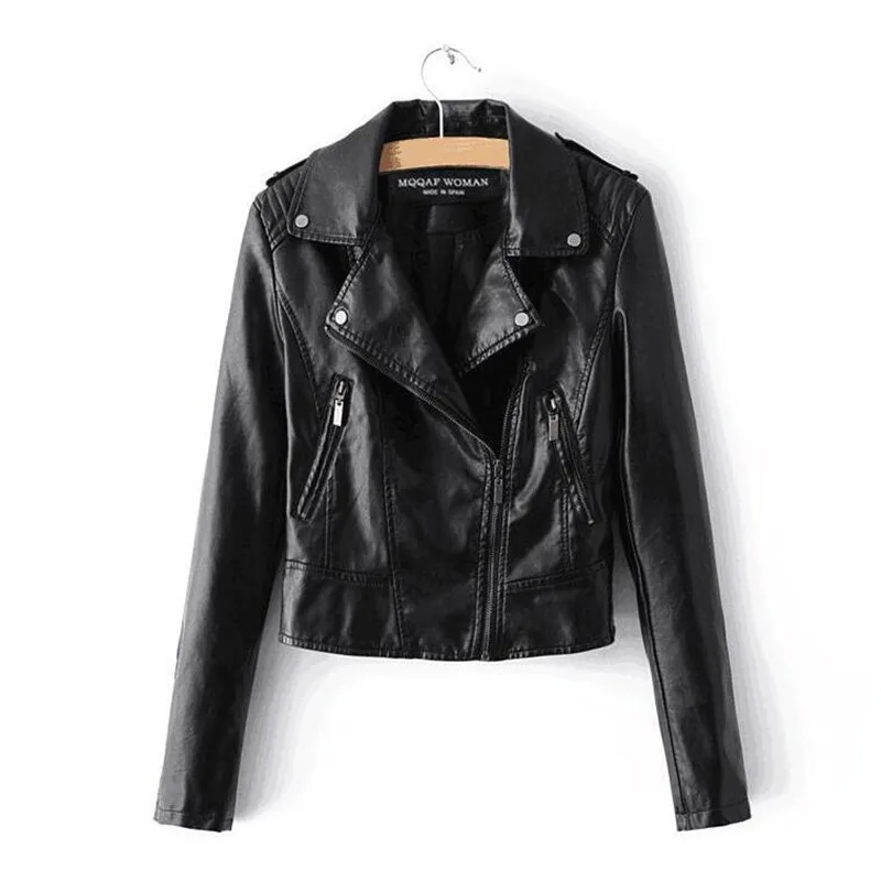 Куртка женская демисезонная короткая из экокожи с эполетами на молнии|leather jacket