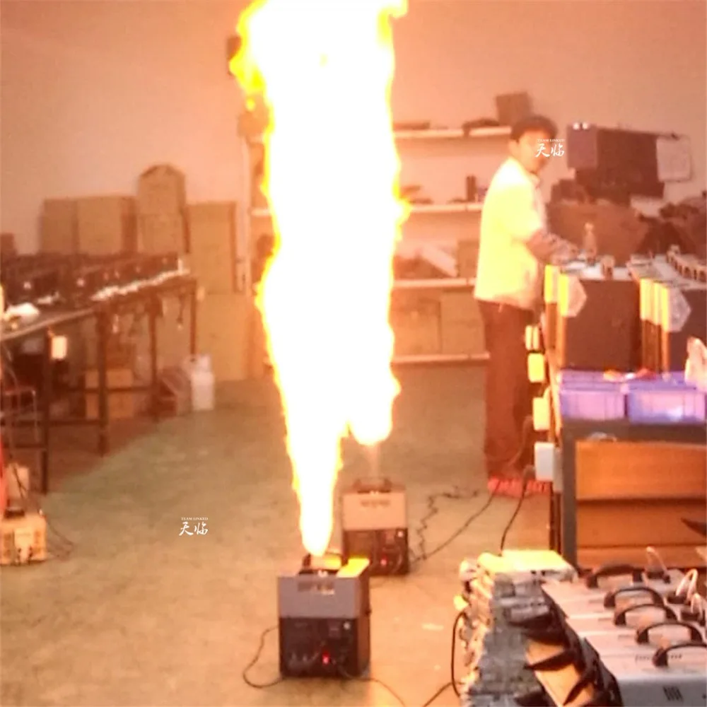 Two flames &amp Heads ( 2 pcs / lot ) 200W DMX 512 fire machine stage effect equipment For Stage Lighting Effect | Лампы и освещение