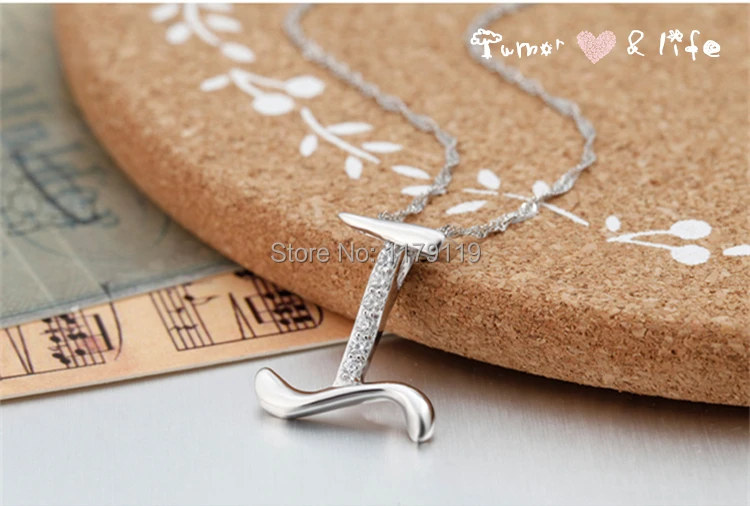 

New Fashion Crystal Letter "I" Jewelry DIY Sliver Alphabet Statemet Necklace Pendant For Girl(Free Shipping) XF110#